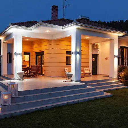 Villa F & B Summer Collection - Kassandra -